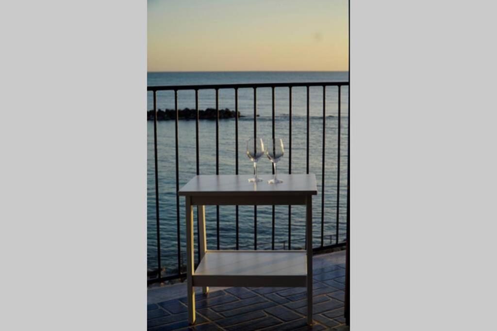 Il Mare In Un Bicchiere Apartment Шака Екстериор снимка